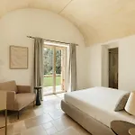 Cinera Vila *